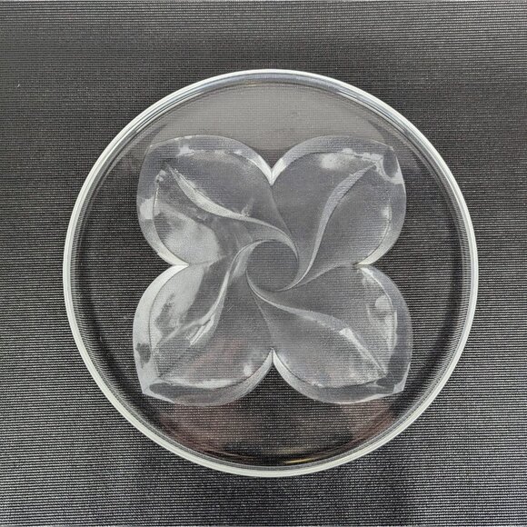 JG Durand 24% LEAD CRYSTAL 12” Serving Dish Frosted Leaf Design Florence Satine - Picture 1 of 2